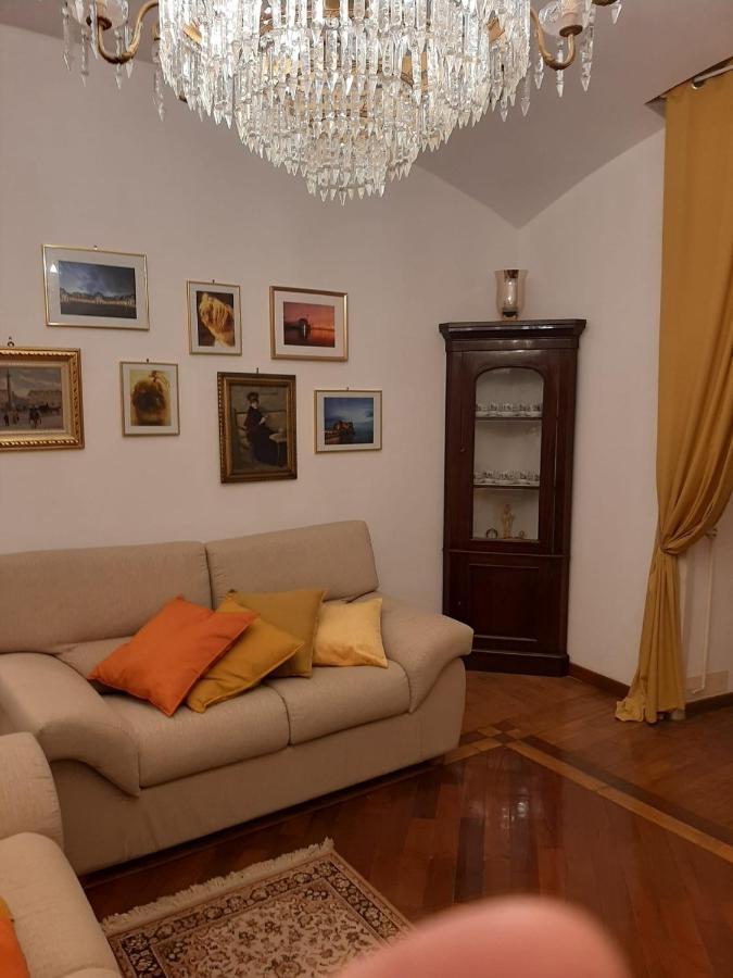 Hotel La Casa Di Francesca à Naples Extérieur photo